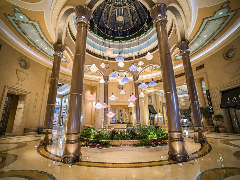 Кинетические объекты в лобби Palazzo